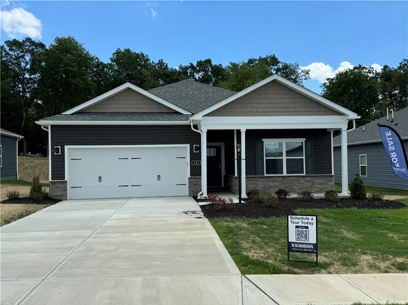 133 Jerome Dr, Butler, PA 16001