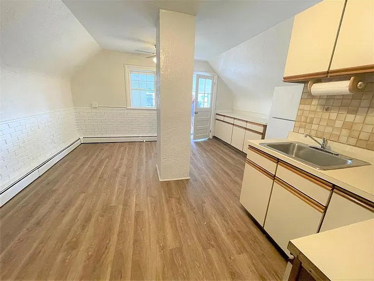 224 Harvard St #3 — Photo 9