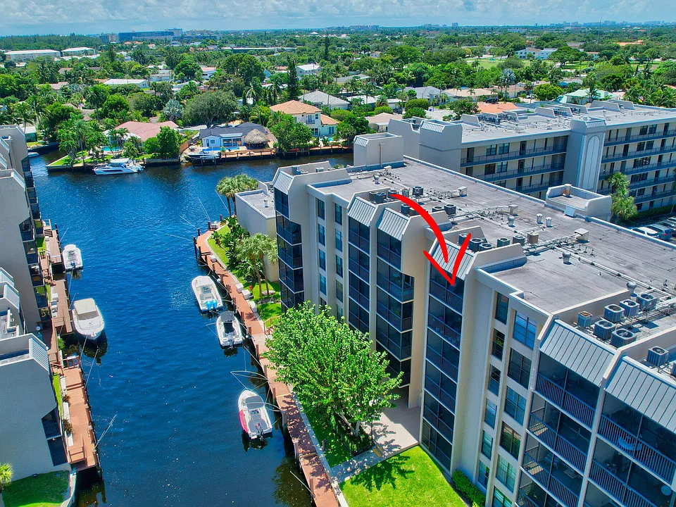 17 Royal Palm Way #603