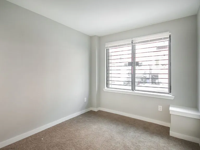 1830 N Bouvier — Photo 5