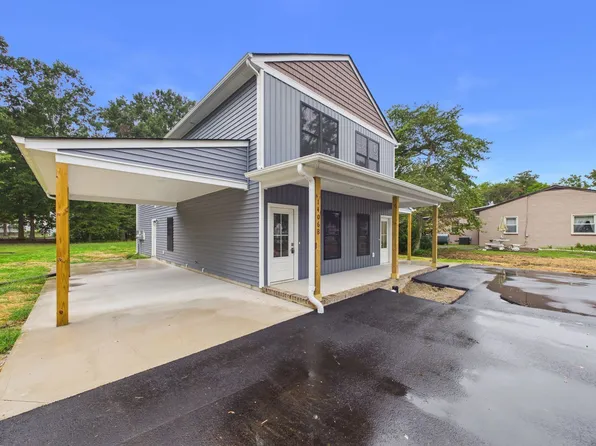 1406 Old Iron Rd #B, Hopewell, VA 23860