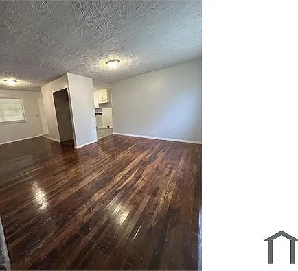 421 Oneida Ave — Photo 2