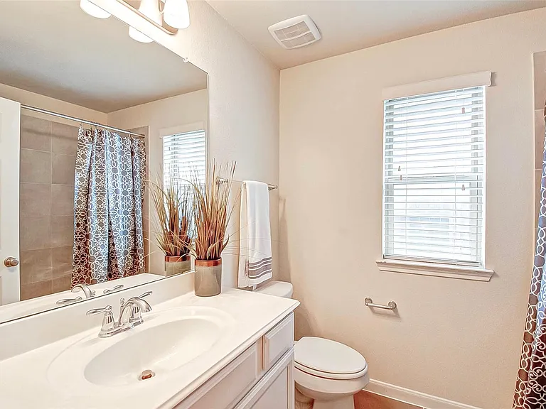 18802 Majestic Vista Ln — Photo 19