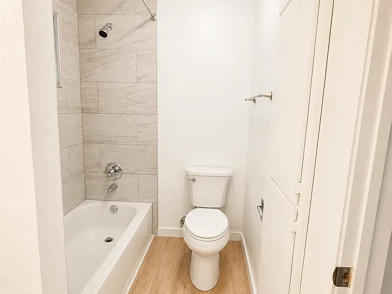 4261 Sweetwater Ave #2 — Photo 5