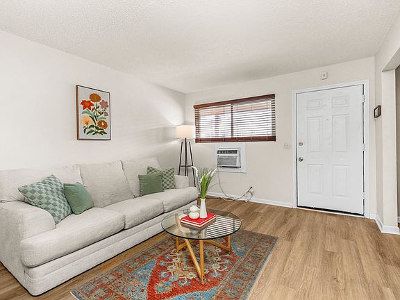 4th image of 276 White Bridge Pike APT 93