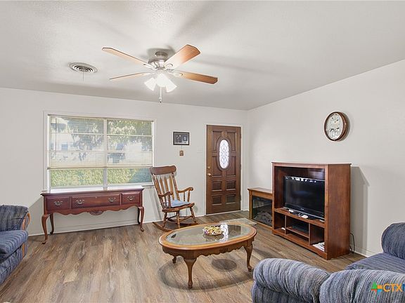 3rd image of 3113 Lawnwood Dr