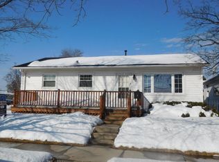 2014 English St, Racine, WI 53404
