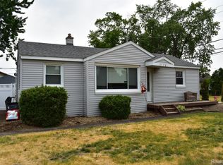 29281 Morlock St, Livonia, MI 48152