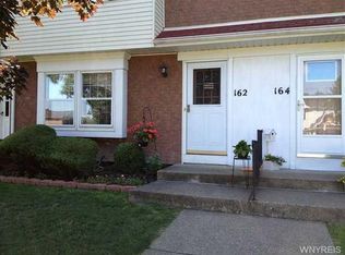 162 Holiday Ln, Hamburg, NY 14075