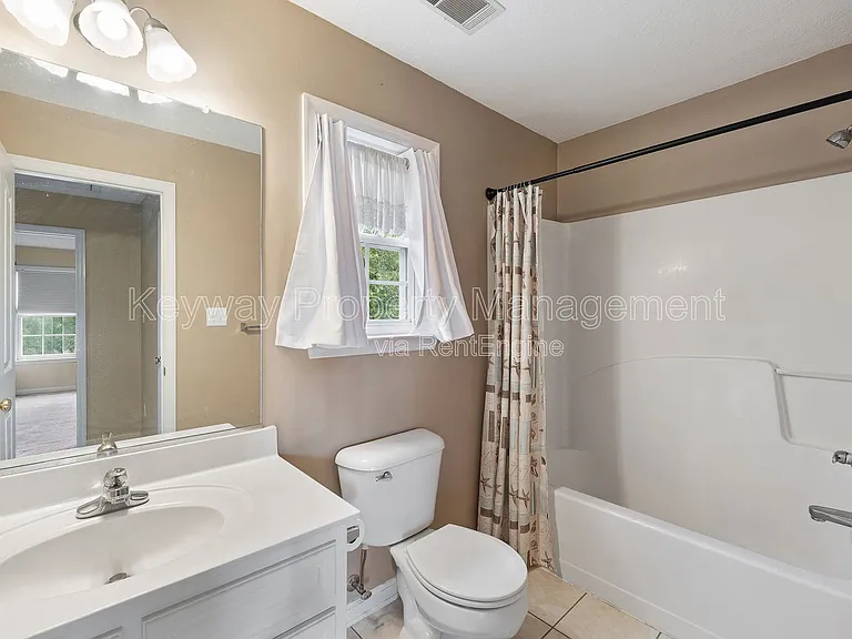 4890 Somerset Dr — Photo 20