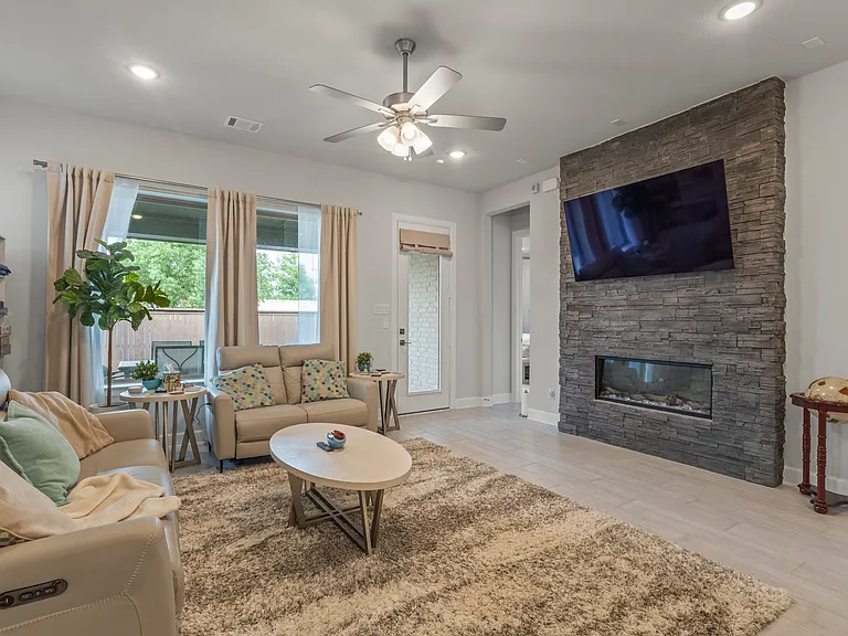 5608 Stewarts Creek Ct — Photo 8