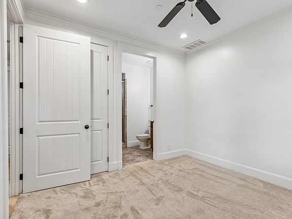 5th image of 4406 Bowser Ave #2