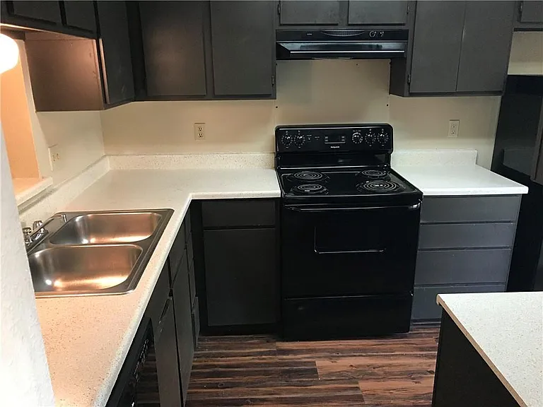 2018 W Rundberg Ln #3B — Photo 3