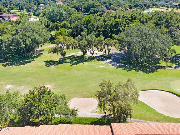 4th image of 1239 Country Club Dr #1423