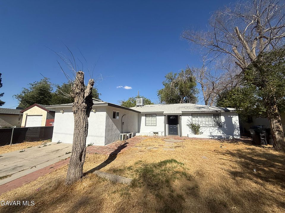 1st image of 45320 Kingtree Ave