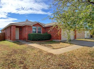 645 Granite Ridge Dr, Fort Worth, TX 76179