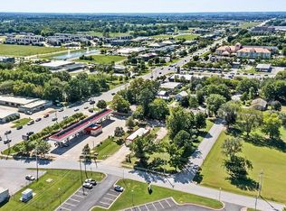 3511 SE L St, Bentonville, AR 72712