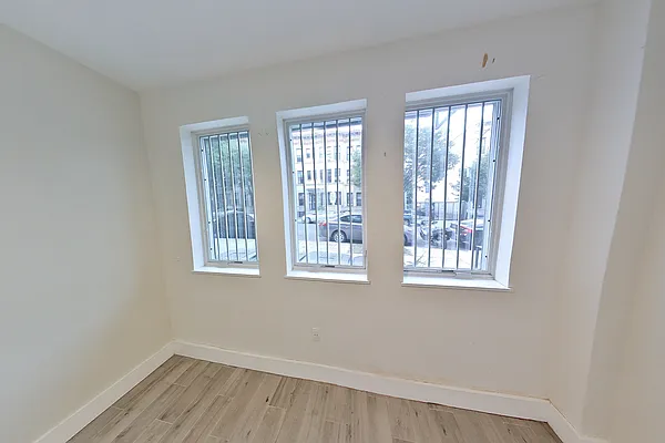 Rented by Zee Management LLC | media 19