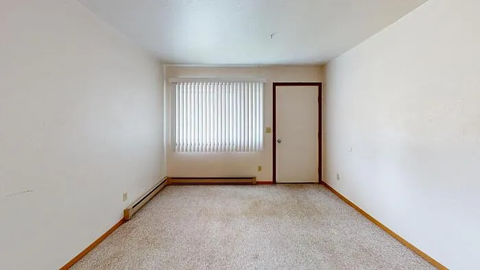 411 E Market St #17 — Photo 7