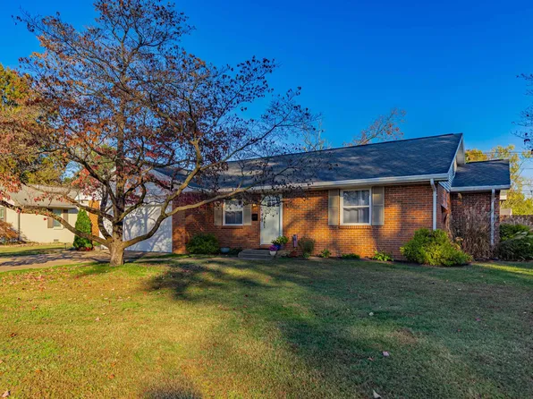 1432 Olympic Ct, Evansville, IN 47715