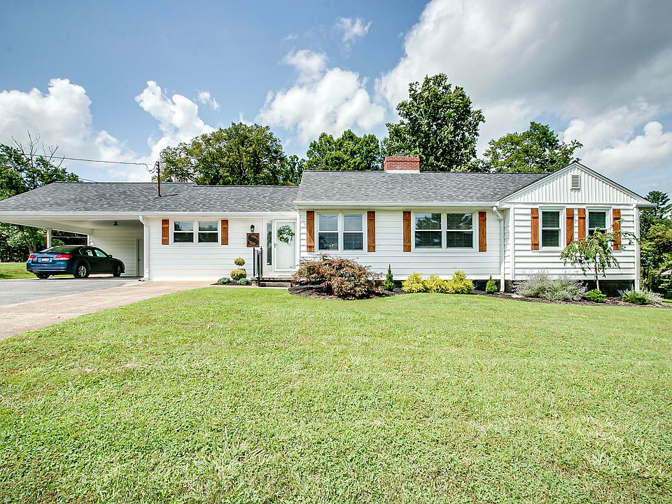 1st image of 520 Dogwood Dr