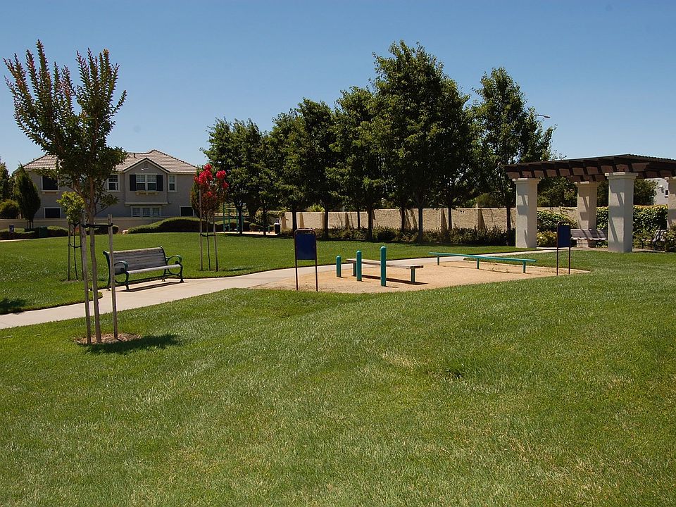 2nd image of 5110 Georgetown Cir