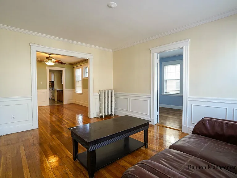 81 Beechcroft St #1 — Photo 11