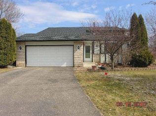 11652 Nevada Ln N, Champlin, MN 55316