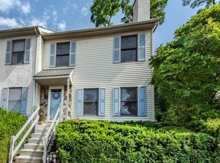 531 Pickering Station Dr, Chester Springs, PA 19425