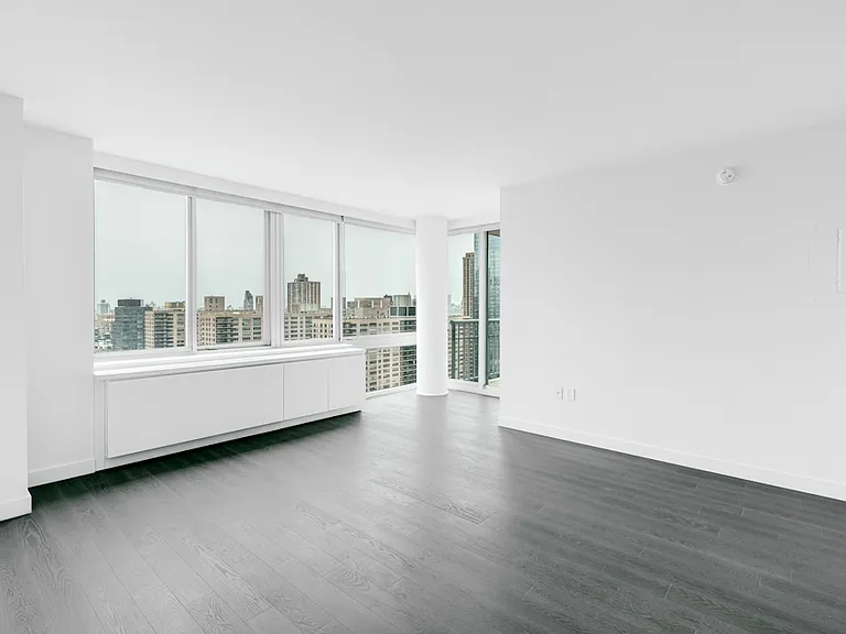 101 W End Ave #34G — Photo 4
