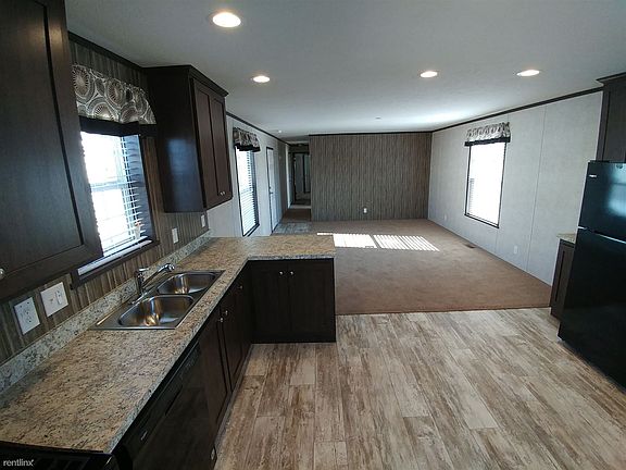 5th image of 21 Apple Ln