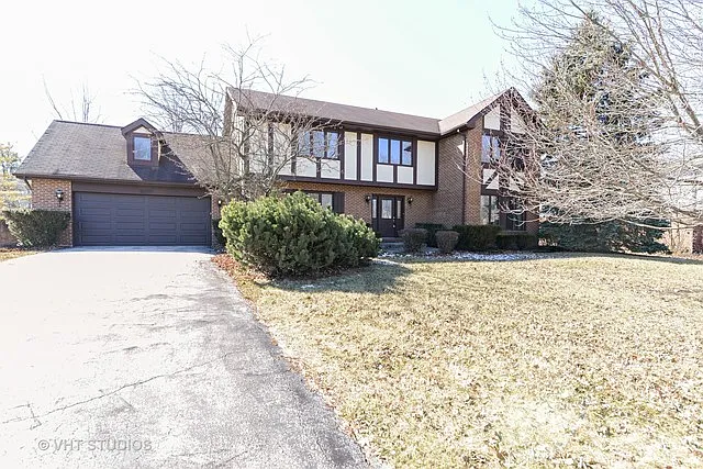 2840 Dartmouth Ln photo 1