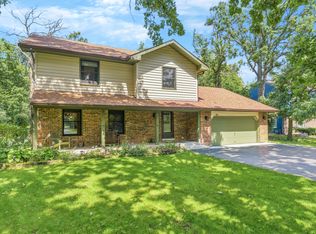 20 Arthur Ct, Crete, IL 60417