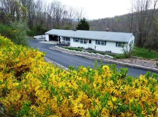 3 Christine Rd, Hackettstown, NJ 07840