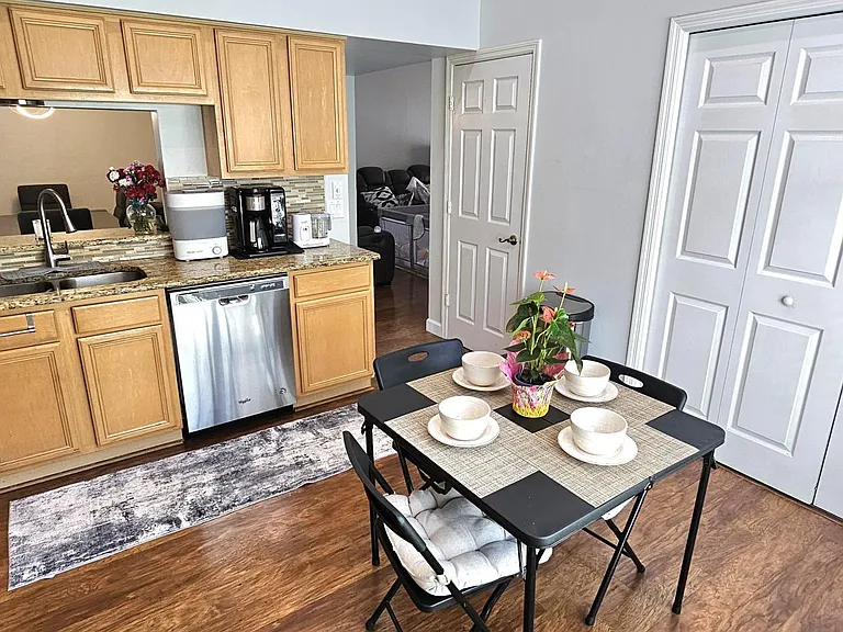 310 Woodleaf Dr — Photo 16