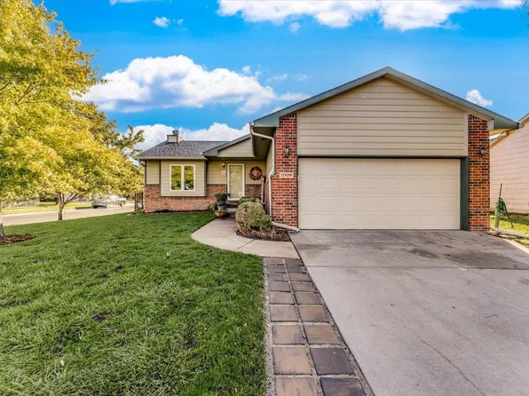 1008 N Spring Wood St, Goddard, KS 67052
