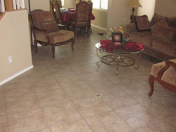 3rd image of 1147 E Benrich Dr