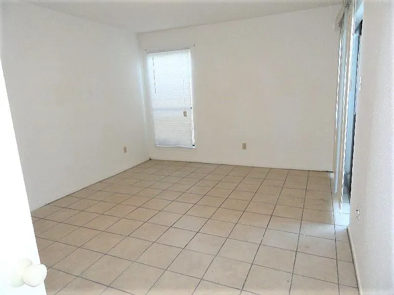 Downstairs spacious bedroom