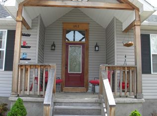 1912 Stevenson St, Guntersville, AL 35976