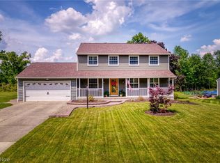 2425 Silver Springs Dr, Stow, OH 44224