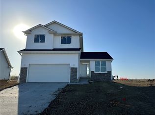 1155 Hamilton Rd, Waukee, IA 50263