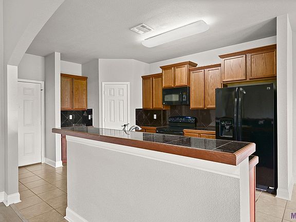 5th image of 26109 Willow Wood St