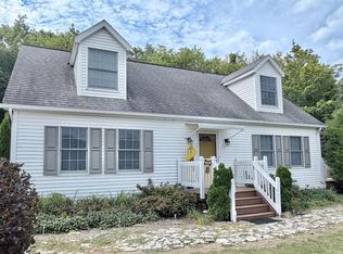 404 Sweet Valley Ln, Kelleys Island, OH 43438