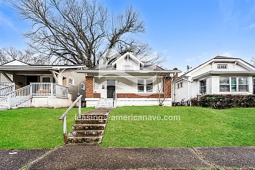 321 S 43rd St Photo 1