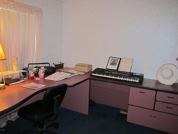 4th image of 500 N 67th Ave #100