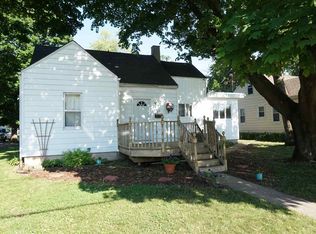 857 Blackhawk Blvd, South Beloit, IL 61080