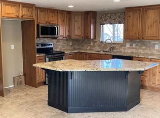 1913 Bonneview Dr, Bountiful, UT 84010