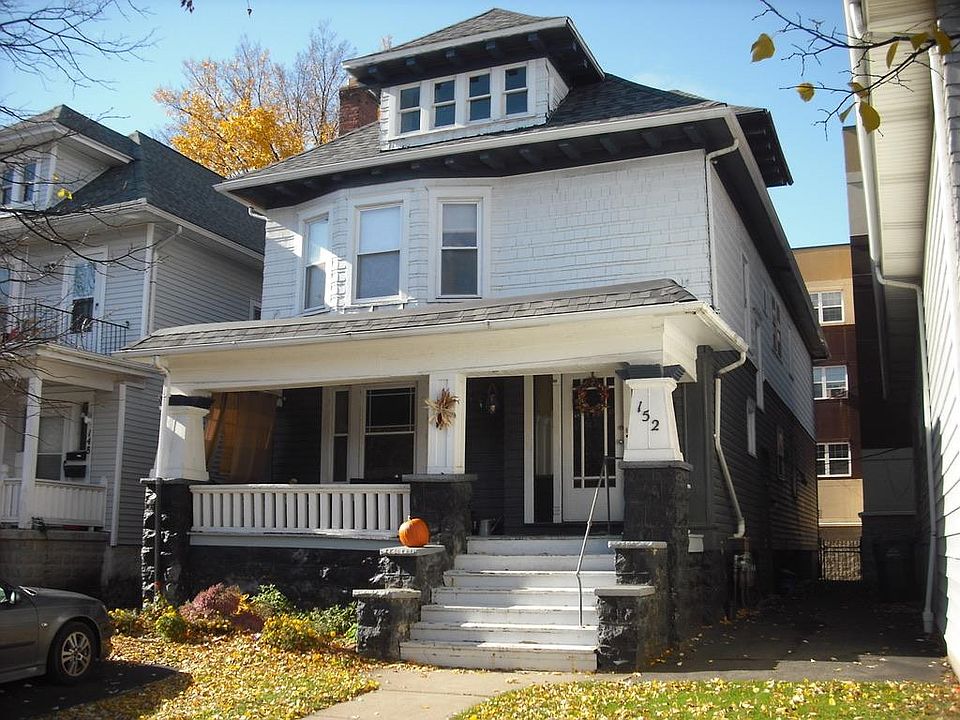 1st image of 152 Wallace Ave #2