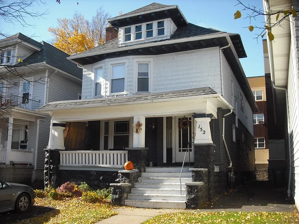 152 Wallace Ave #2