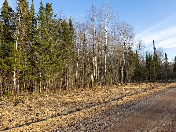 4th image of N3690 Pennington Rd